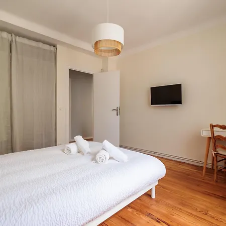 Apartment 8 Pers - 3 - Parking Gratuit Proche Pau